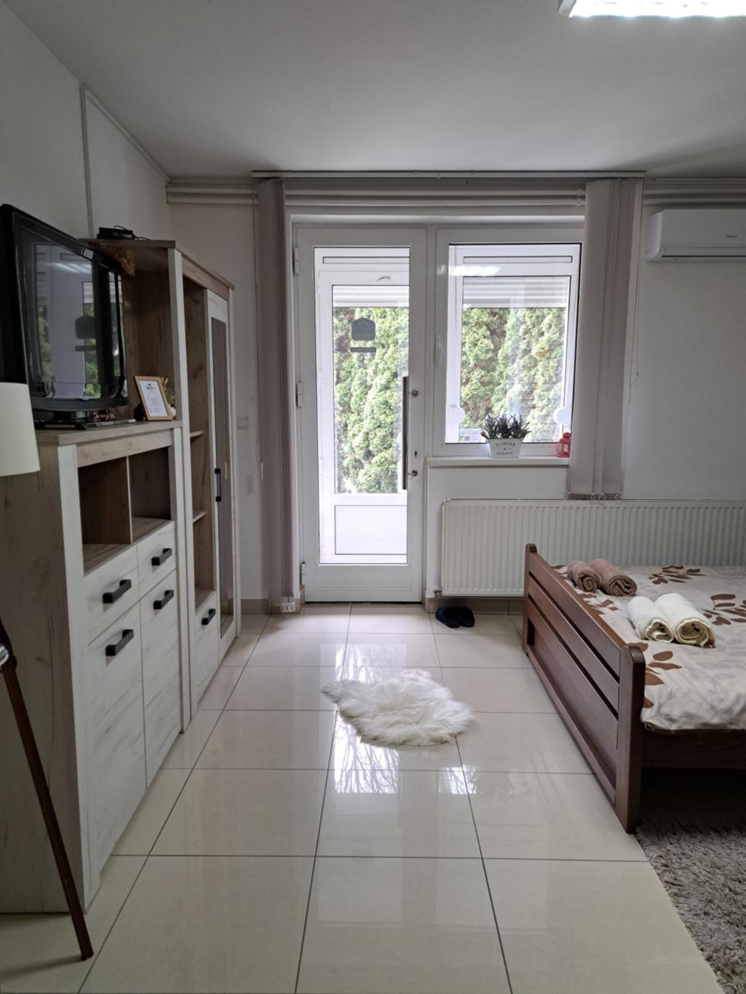 Apartman Fontana Kraljevo Esterno foto